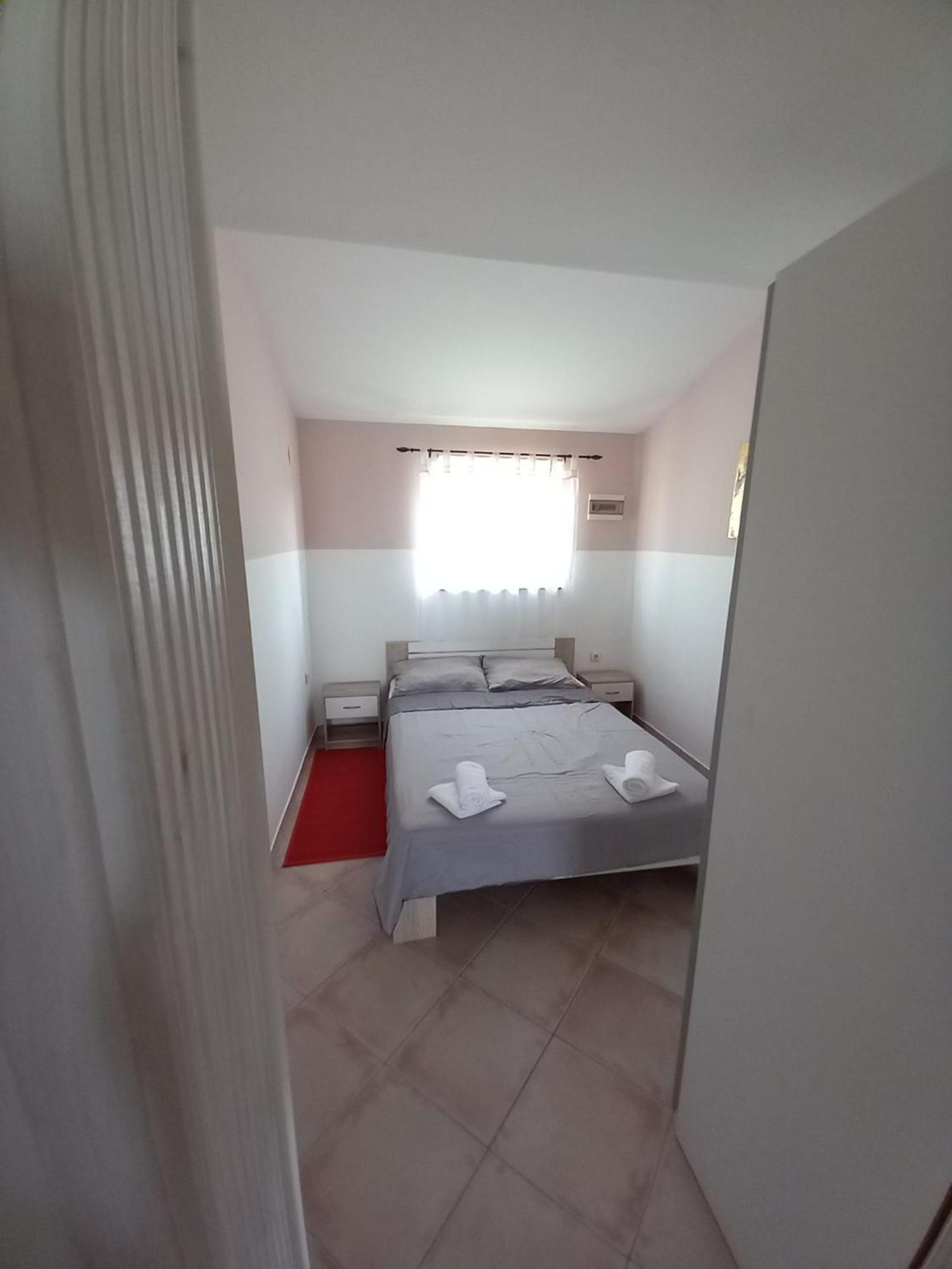 Apartmani Tudek Vir Exterior photo