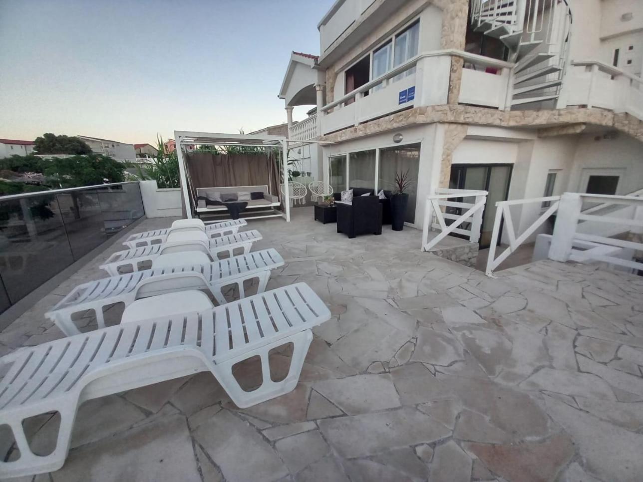Apartmani Tudek Vir Exterior photo
